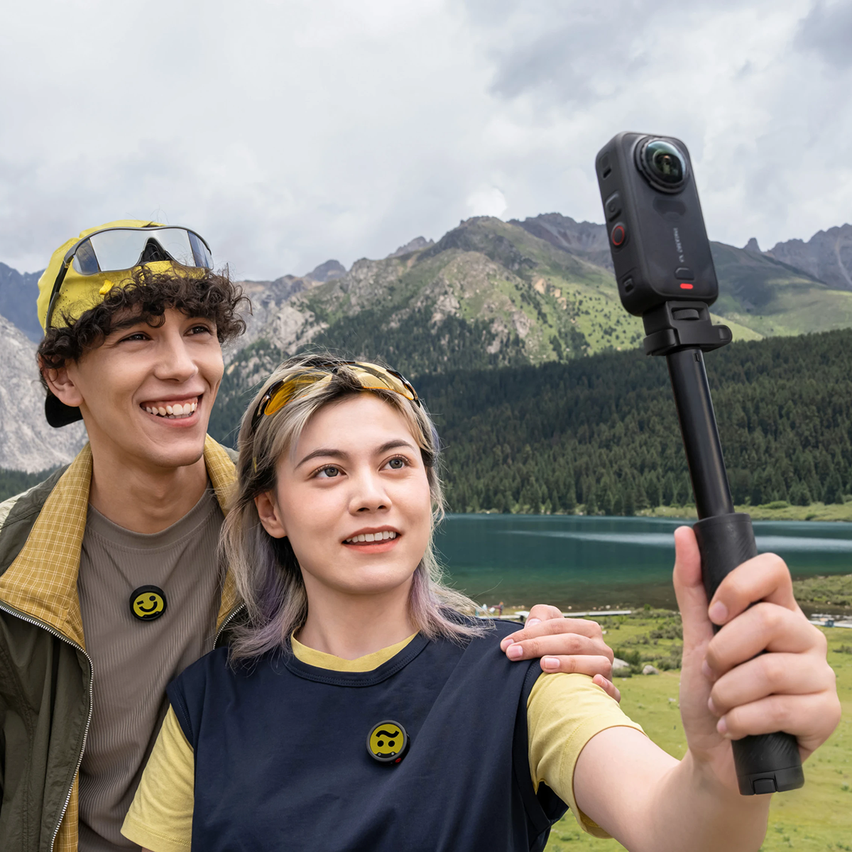 Insta360 X6 Flagship 8K 360 camera with Sony sensors for1-inch imaging. New OLED screen. Compact.Huge potential.