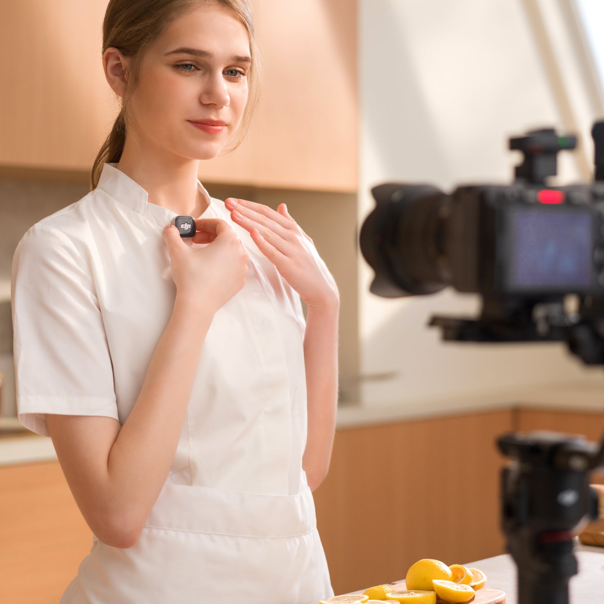 DJI Mic Mini 2S 28-Hour Internal Storage 4TX + 1RX Cross-Gen Connectivity & Four-Channel Output